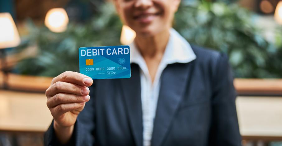 न्यू योर्क सिटी मेयरद्वारा शरणार्थी भौचर बन्द गर्ने घोषणा